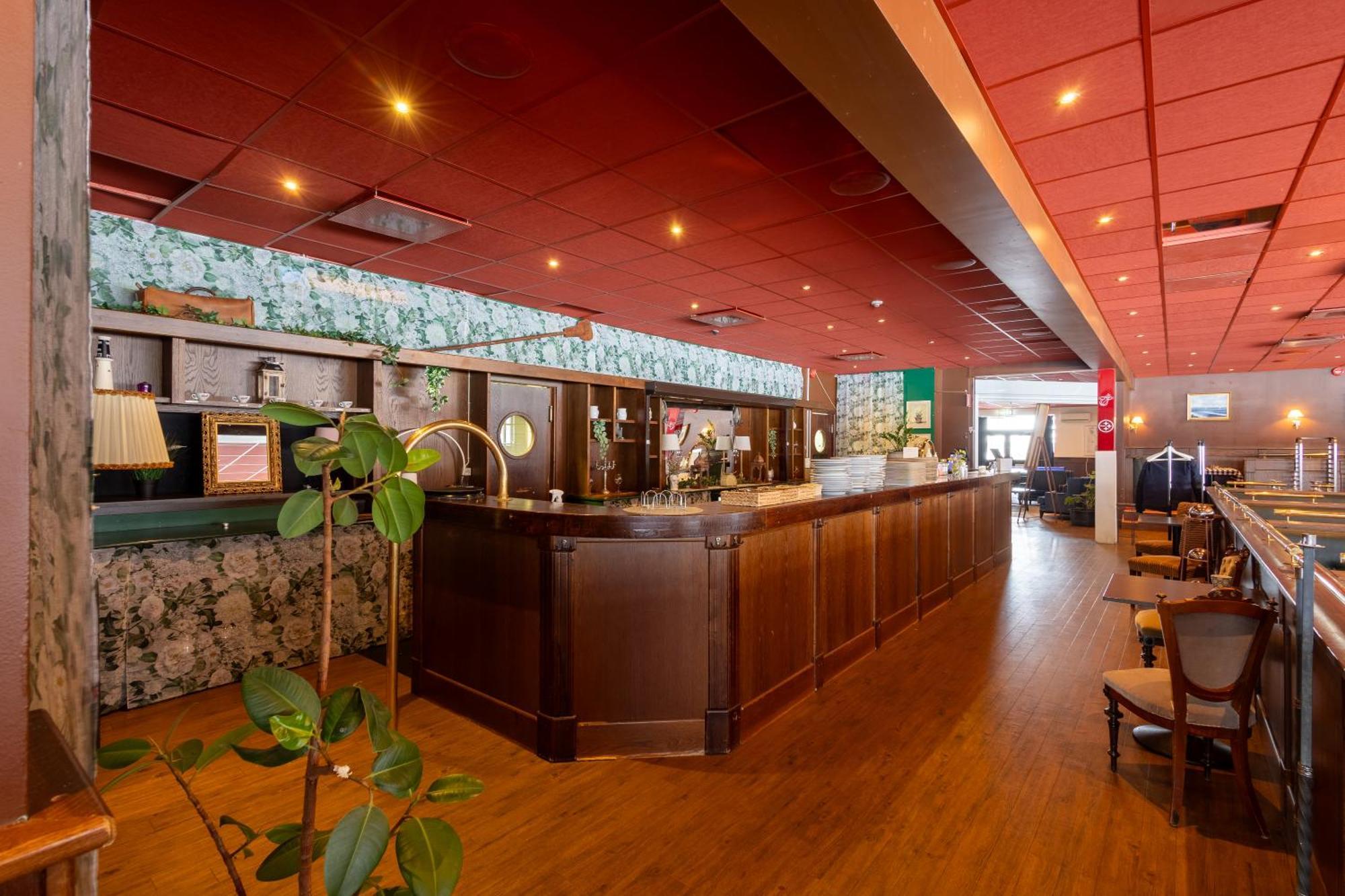 Halmstad Hotel Apartments Bagian luar foto